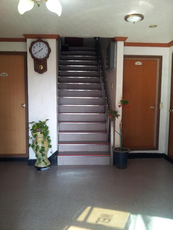 Busanjang Motel Exteriör bild